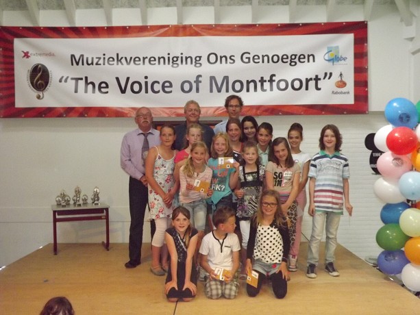 De halve finalisten vast op de foto